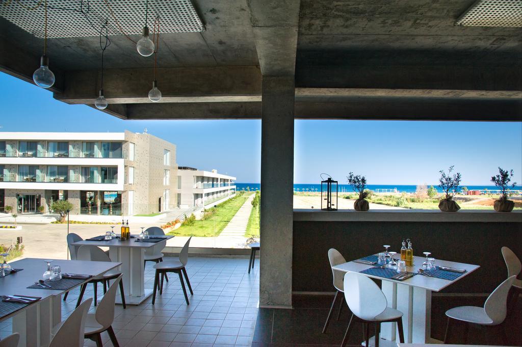 Buca Beach Resort Messíni Esterno foto